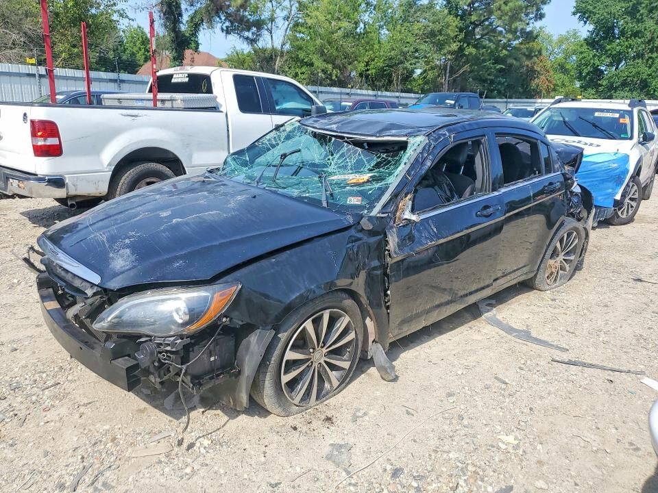 2014 CHRYSLER 200