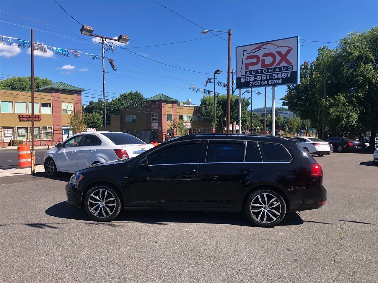 2016 VOLKSWAGEN Golf SportWagen