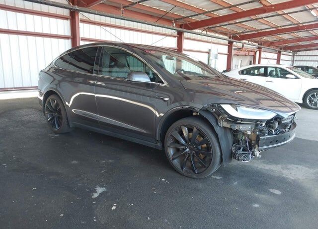2021 TESLA Model X