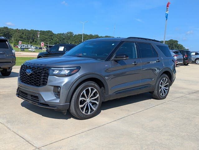 2025 FORD Explorer