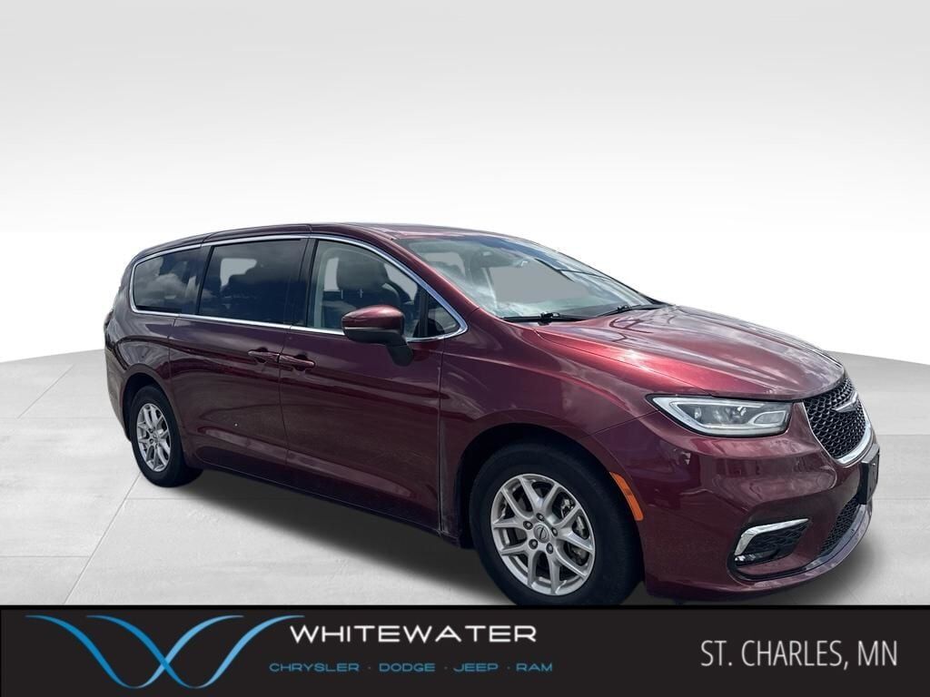 2023 CHRYSLER Pacifica