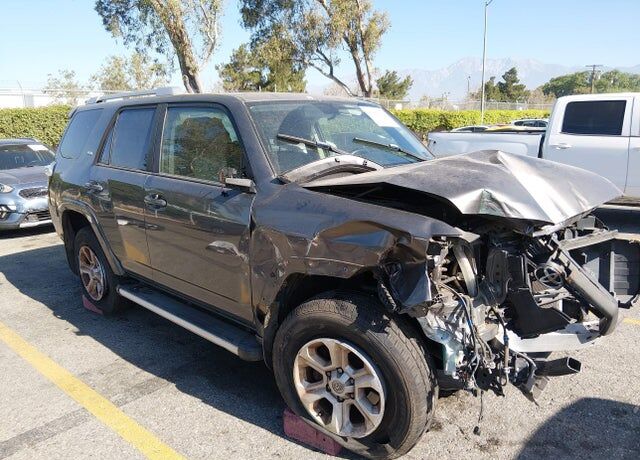 2014 TOYOTA 4-Runner