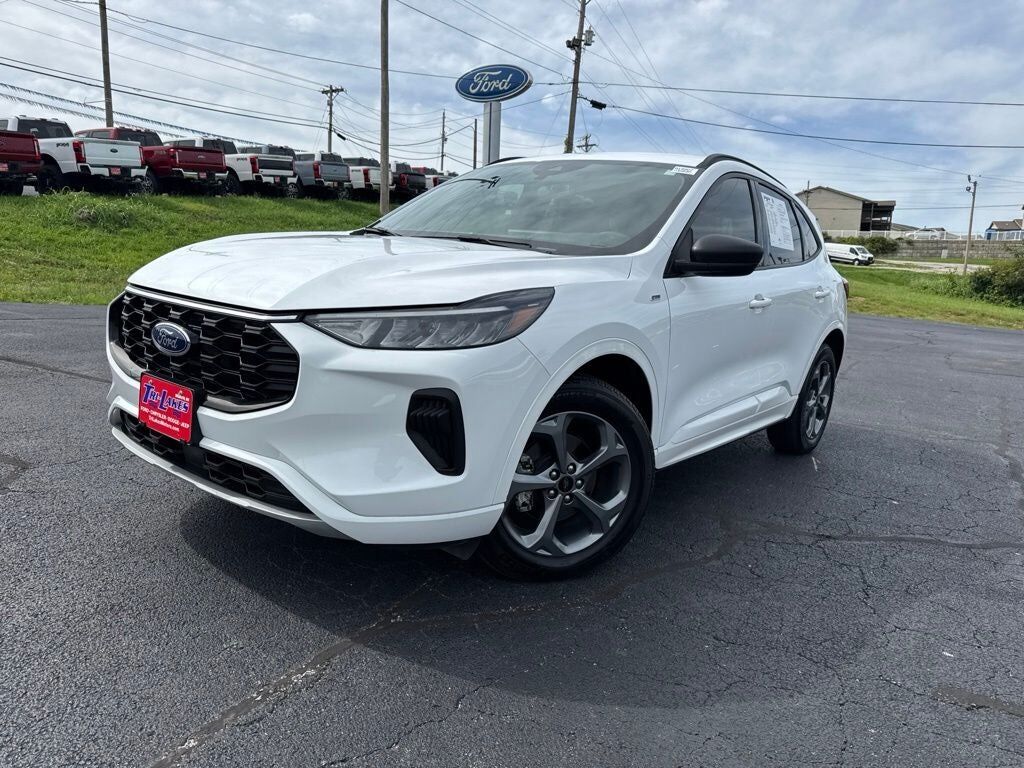 2023 FORD Escape