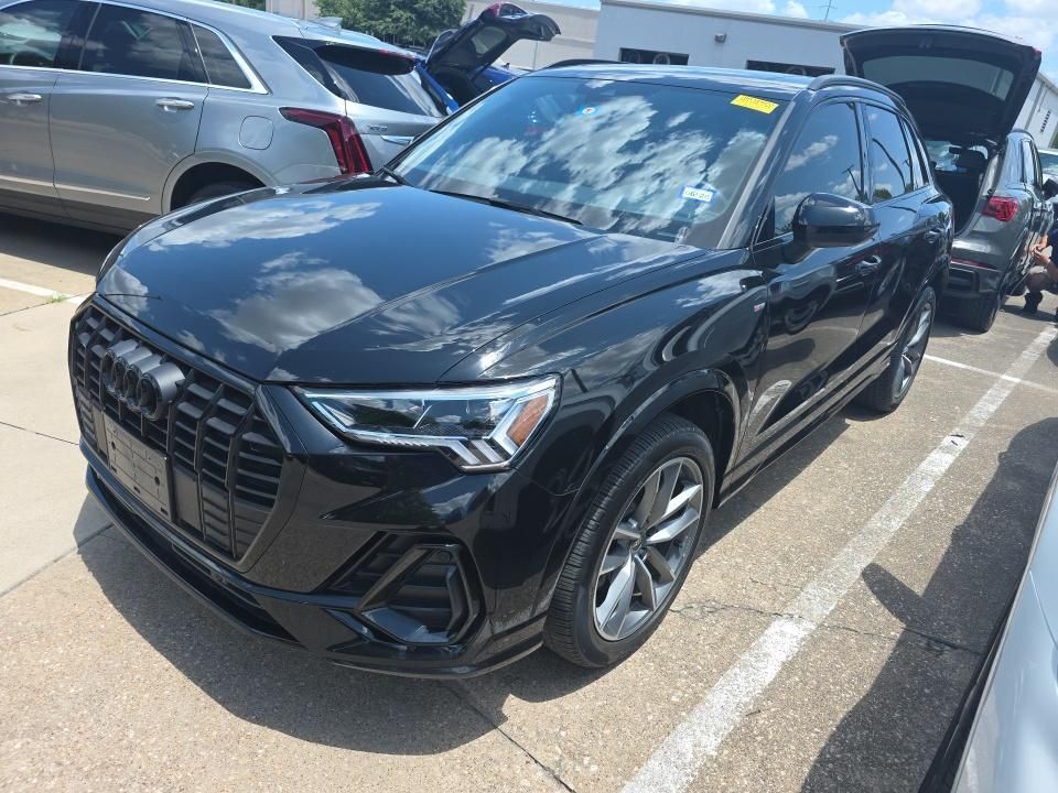 2023 AUDI Q3