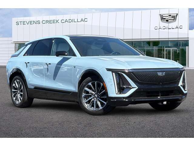 2024 CADILLAC Lyriq