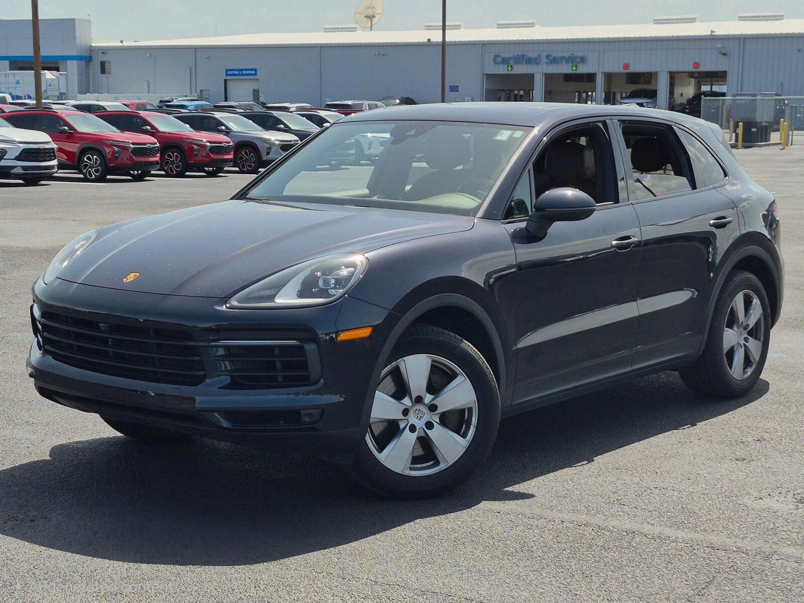 2022 PORSCHE Cayenne