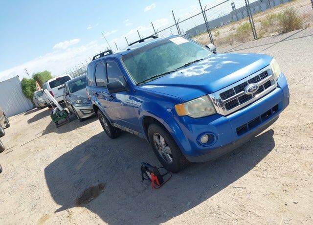 2011 FORD Escape