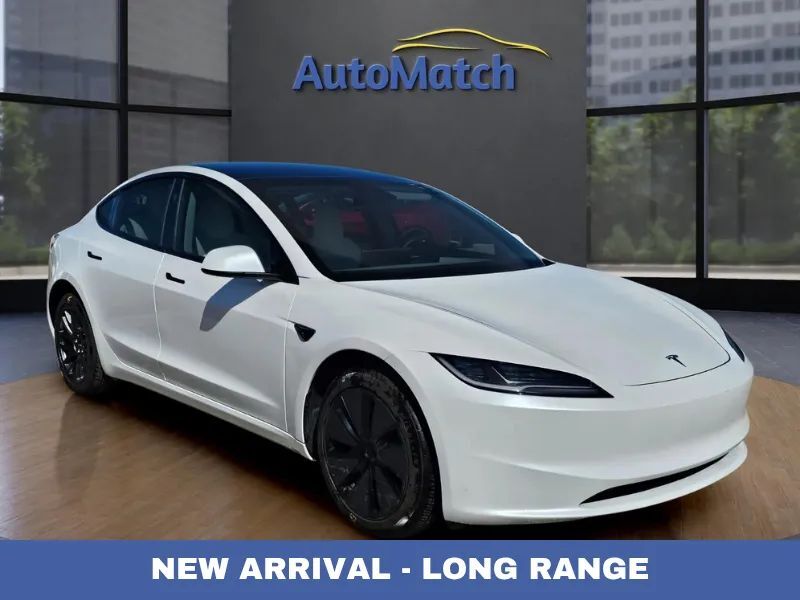 2025 TESLA Model 3