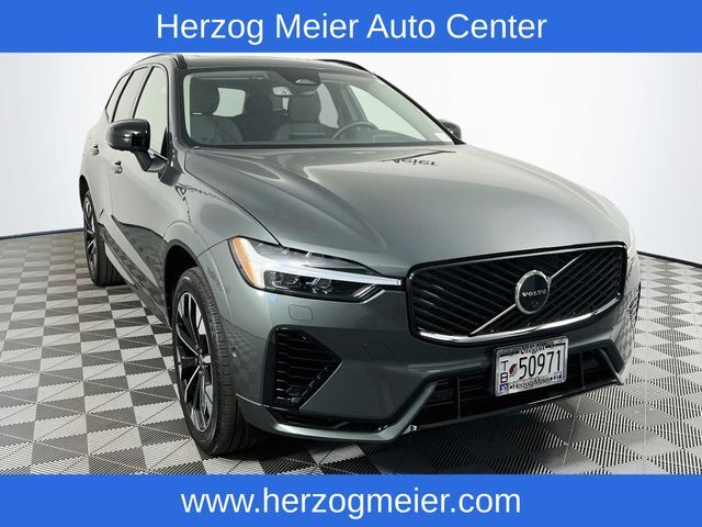 2026 VOLVO XC60