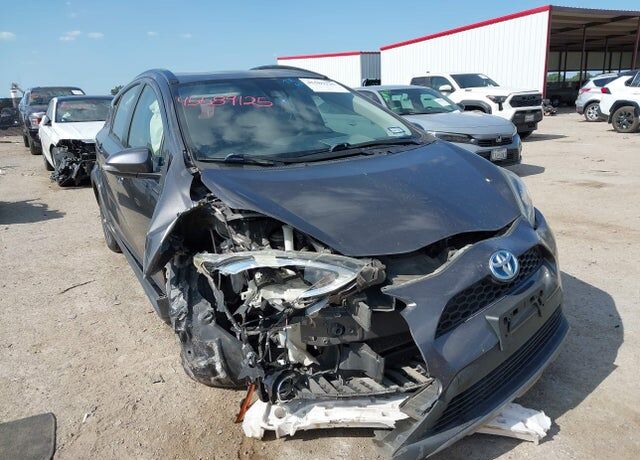 2019 TOYOTA Prius