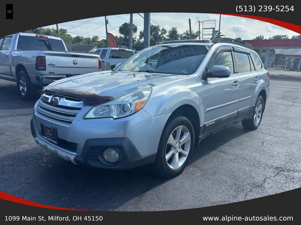 2014 SUBARU Outback