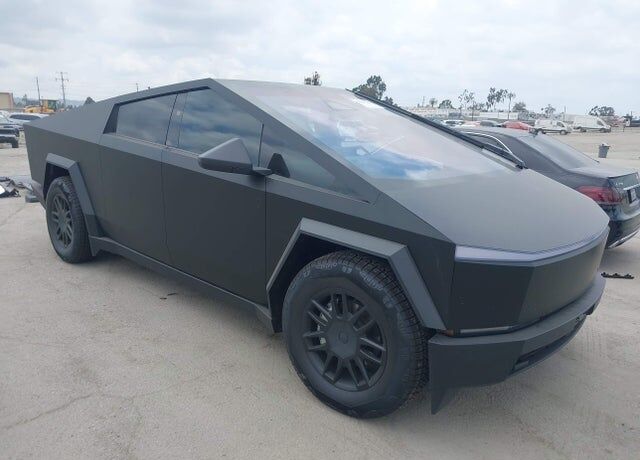 2026 TESLA Cybertruck