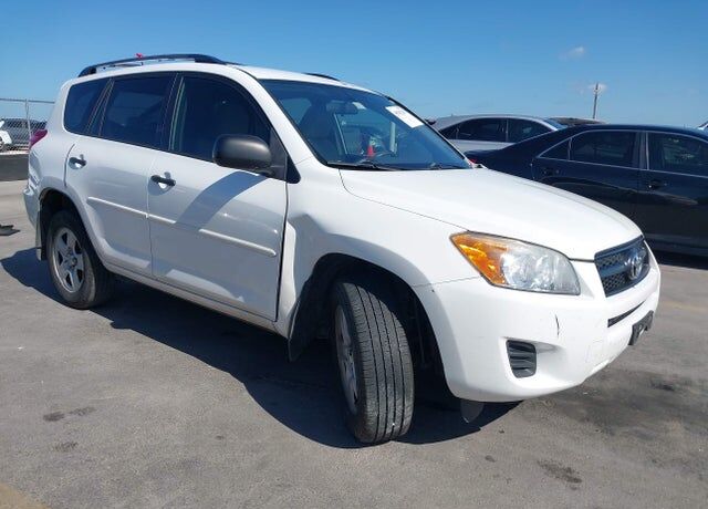 2011 TOYOTA RAV4