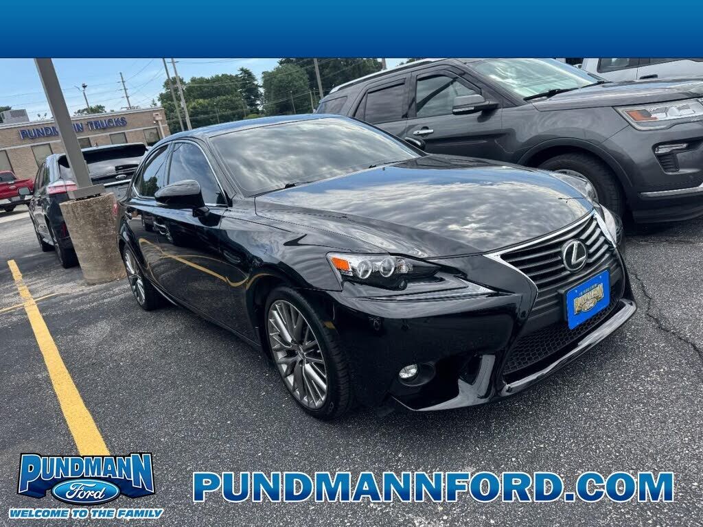 2015 LEXUS IS