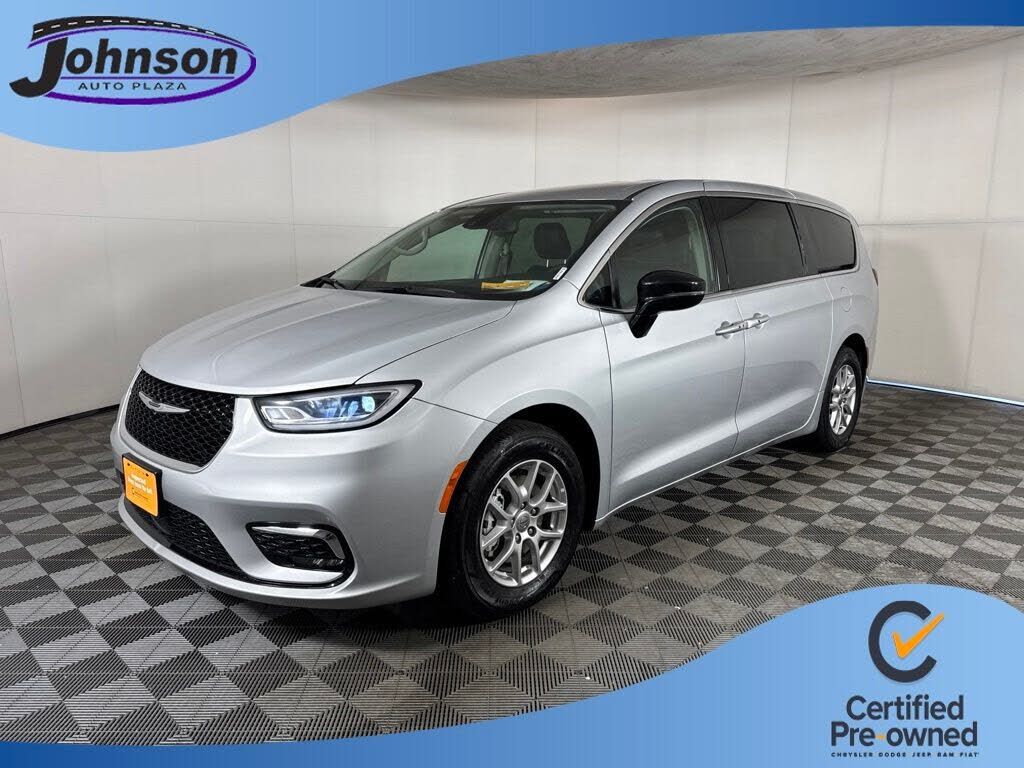 2024 CHRYSLER Pacifica
