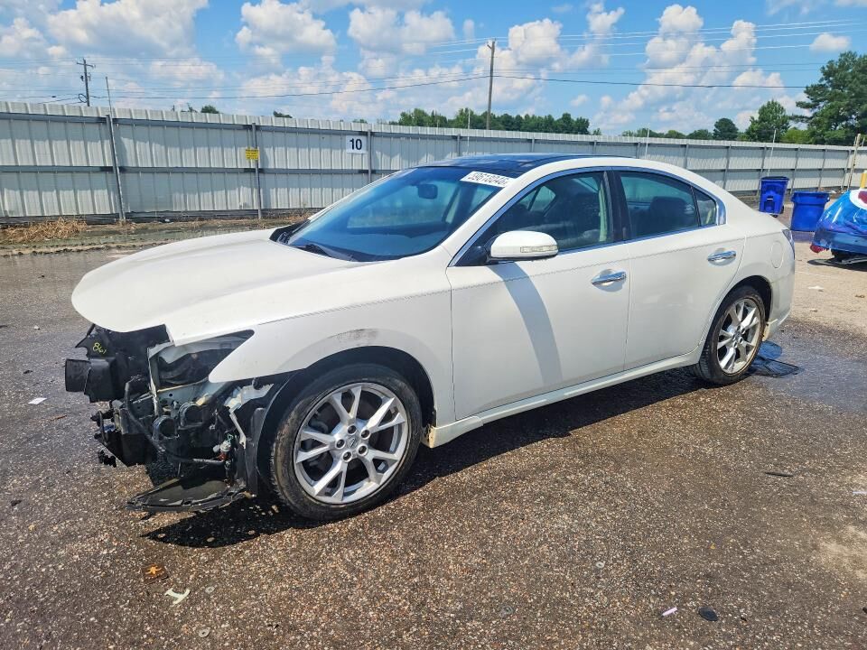 2014 NISSAN Maxima