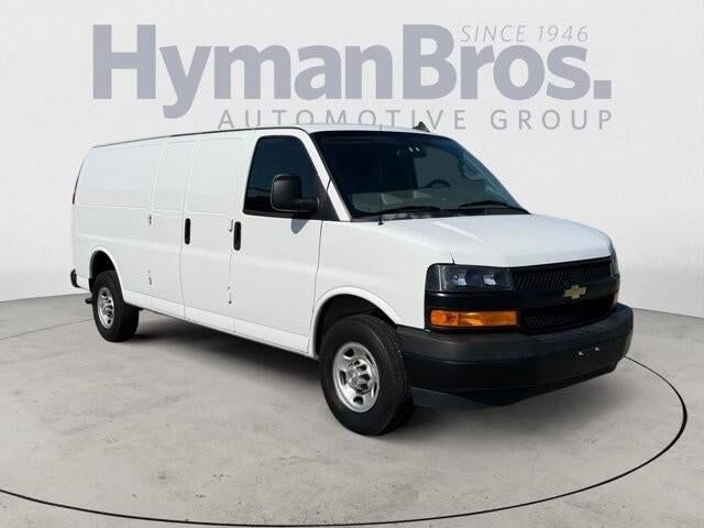 2022 CHEVROLET Express