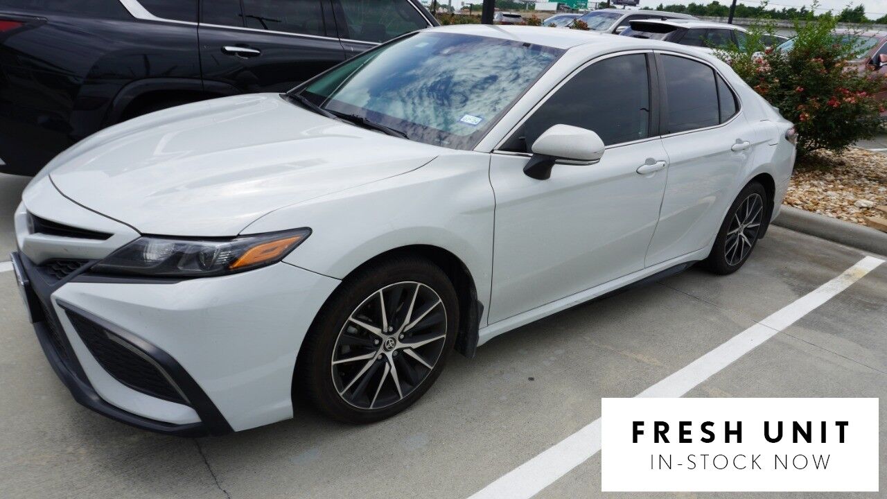 2022 TOYOTA Camry
