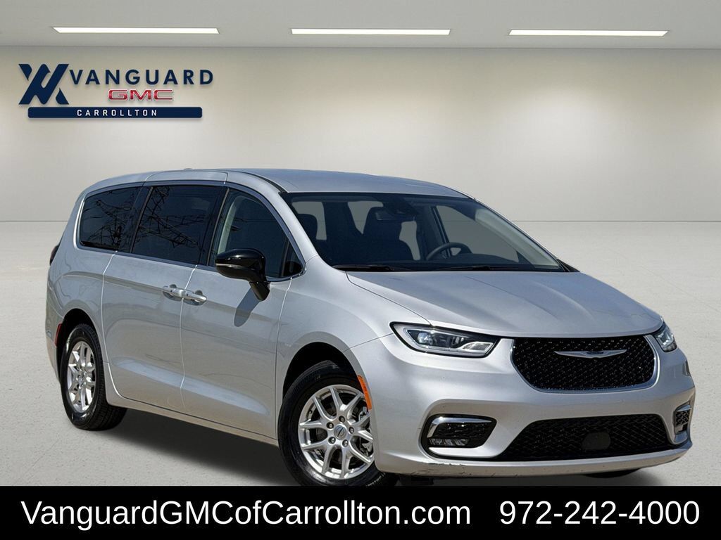 2024 CHRYSLER Pacifica
