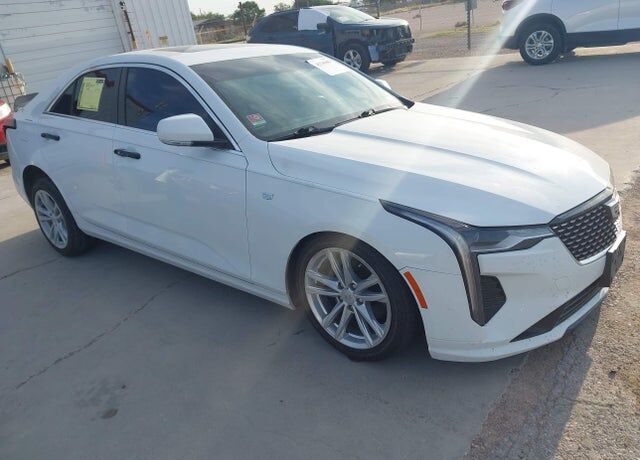 2023 CADILLAC CT4