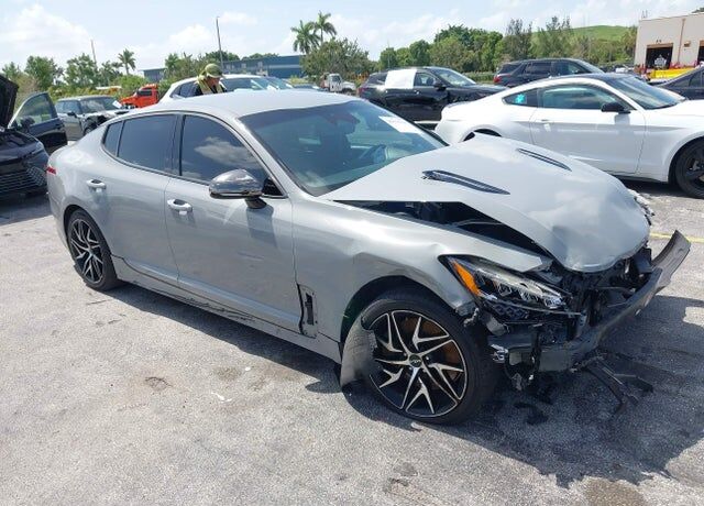 2022 KIA Stinger