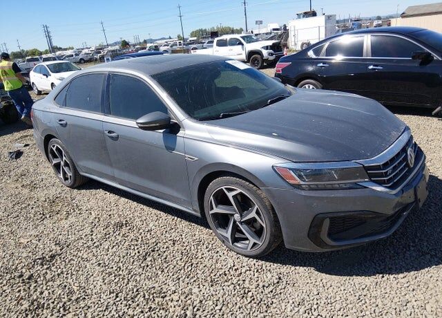 2021 VOLKSWAGEN Passat