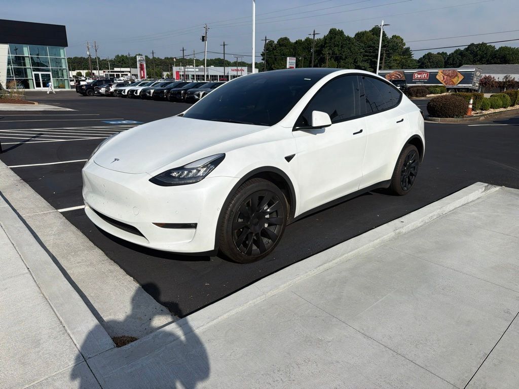 2022 TESLA Model Y