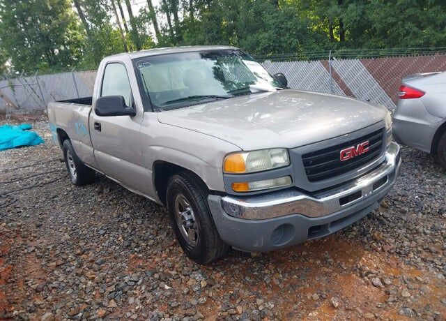 2005 GMC Sierra