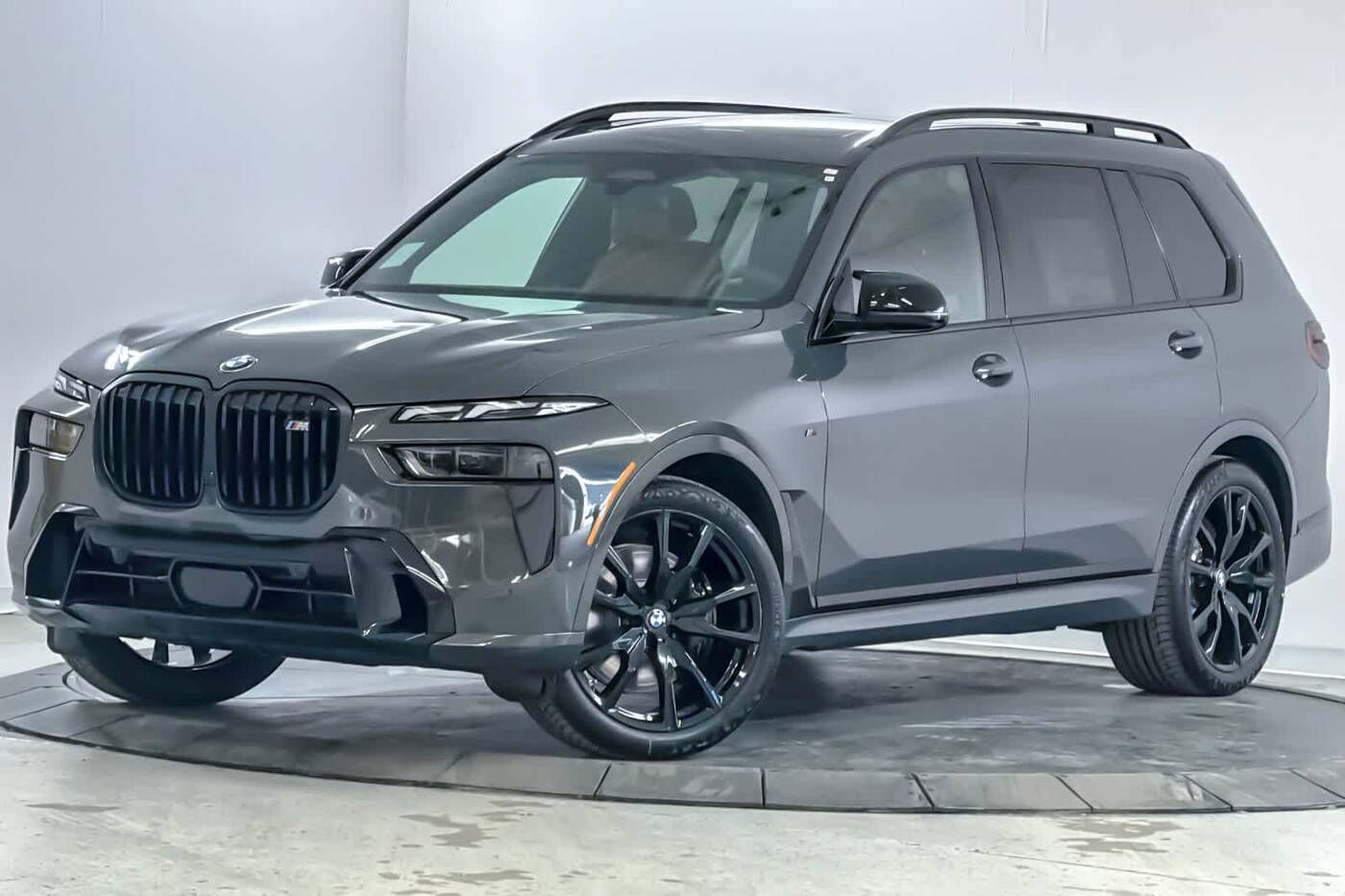 2027 BMW X7