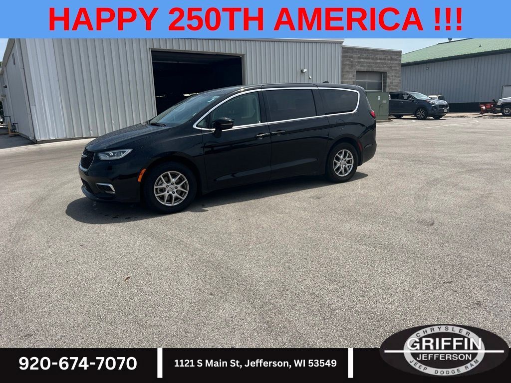 2024 CHRYSLER Pacifica