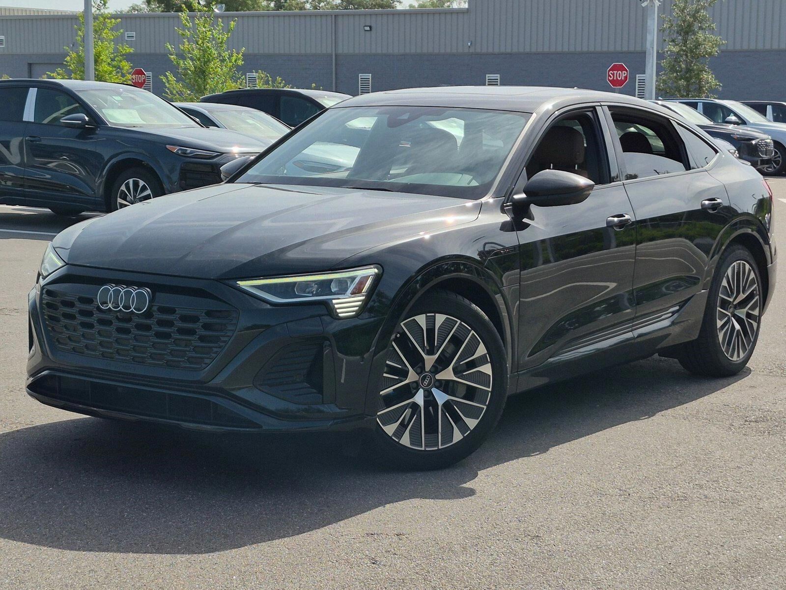 2024 AUDI Q8
