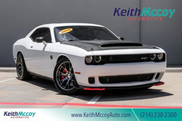 2016 DODGE Challenger