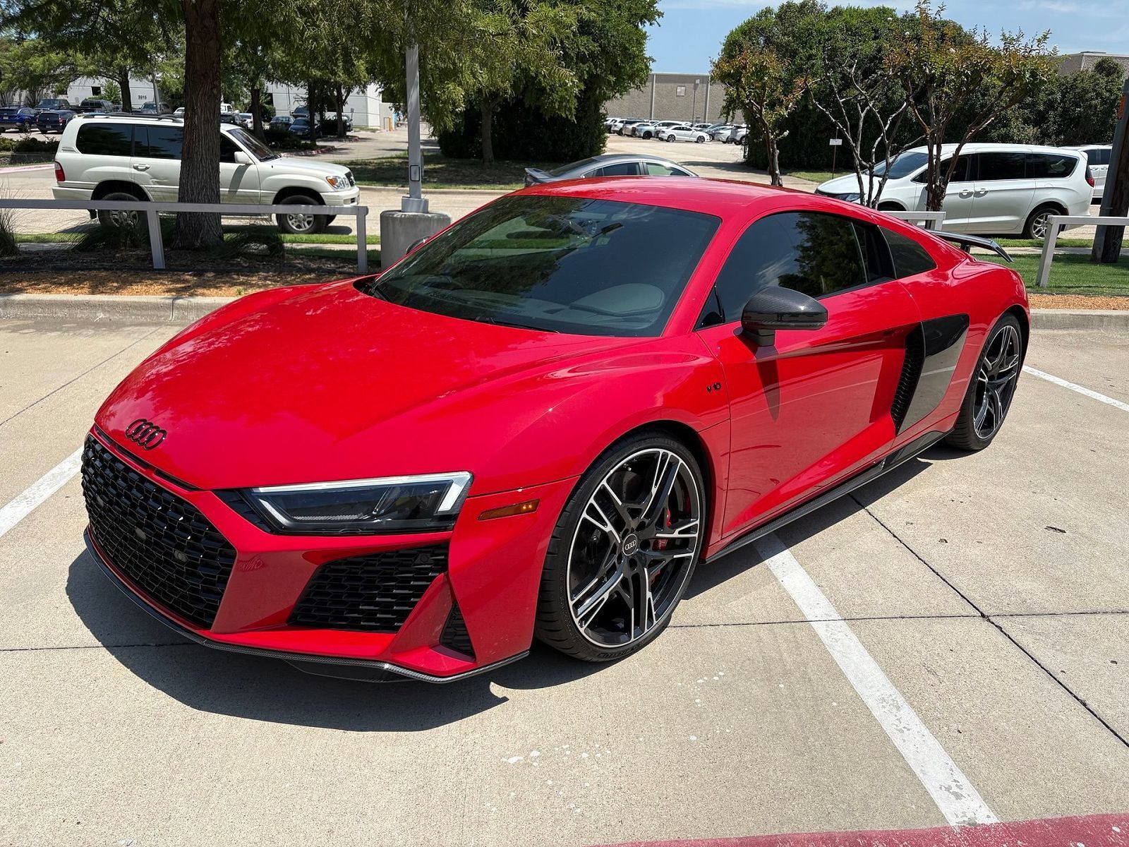 2023 AUDI R8