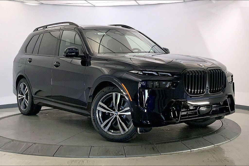 2027 BMW X7