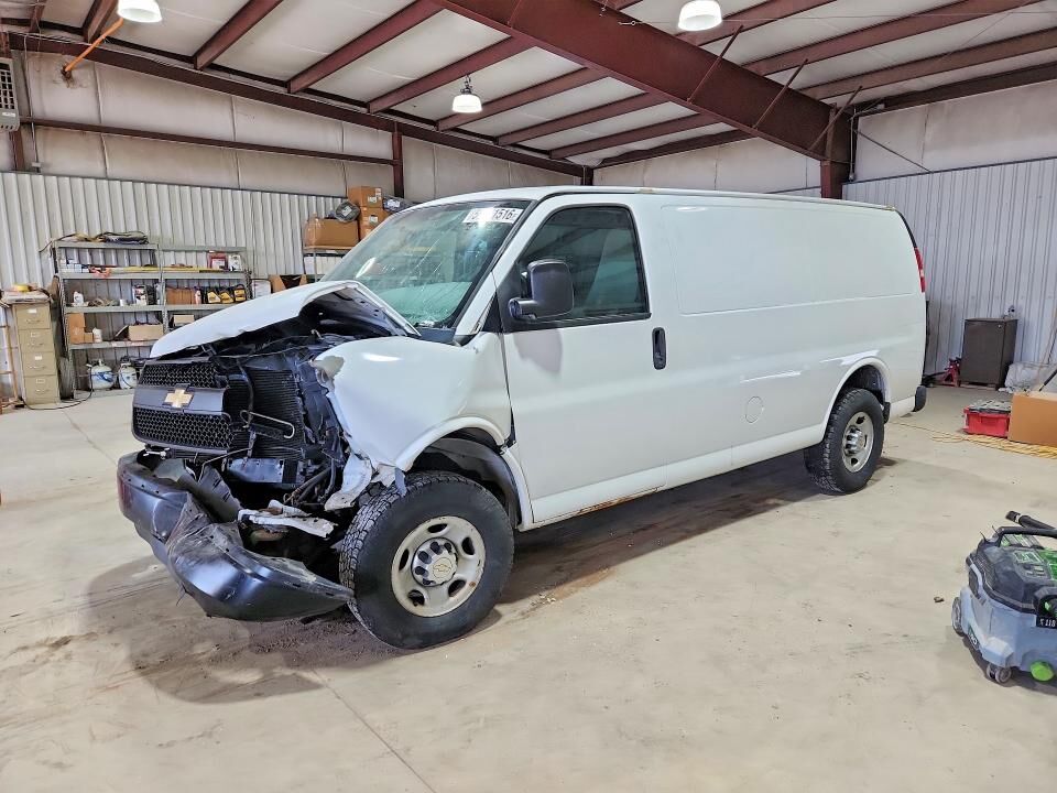 2011 CHEVROLET Express