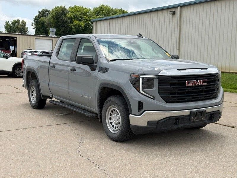 2024 GMC Sierra