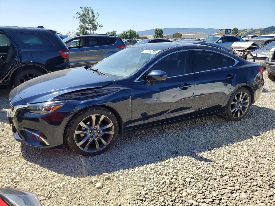 2017 MAZDA Mazda6