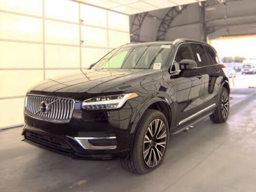 2023 VOLVO XC90