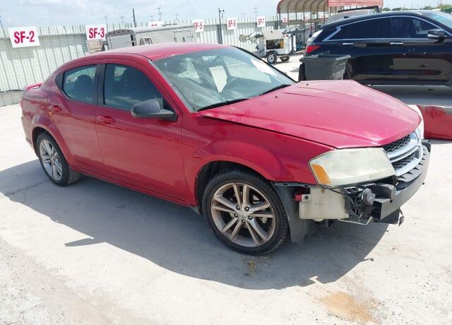 2013 DODGE Avenger