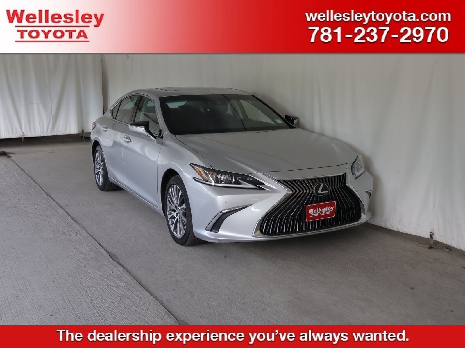 2019 LEXUS ES