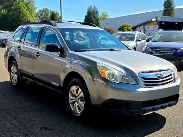 2010 SUBARU Outback