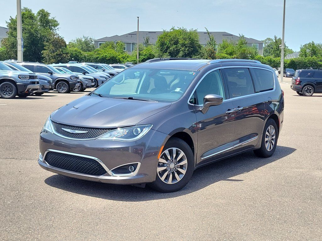 2019 CHRYSLER Pacifica