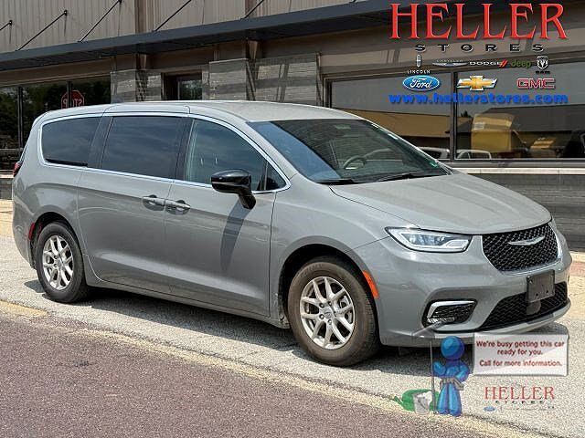 2025 CHRYSLER Pacifica