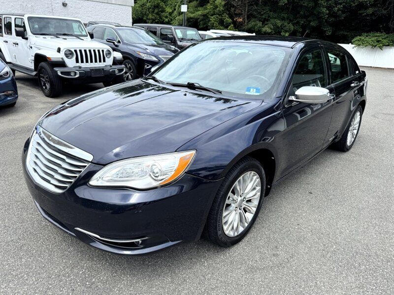 2012 CHRYSLER 200