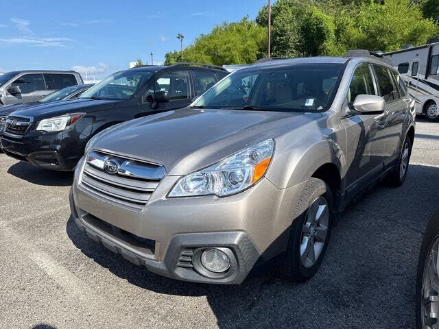 2014 SUBARU Outback