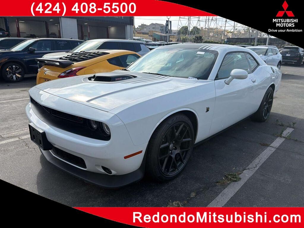 2016 DODGE Challenger