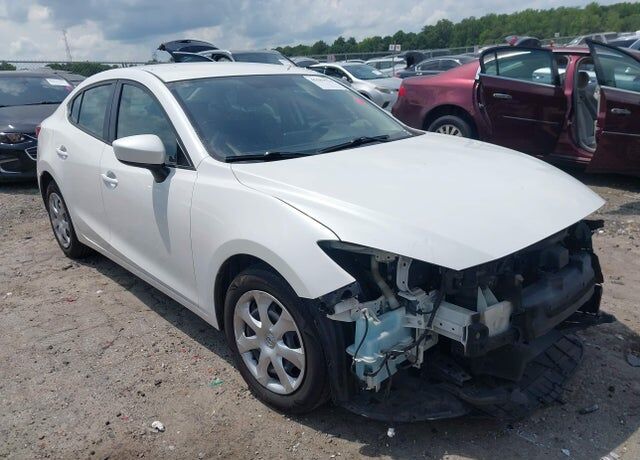 2015 MAZDA Mazda3