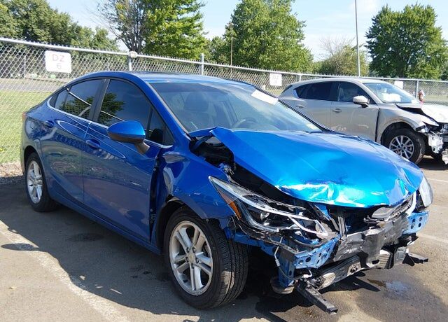 2017 CHEVROLET Cruze