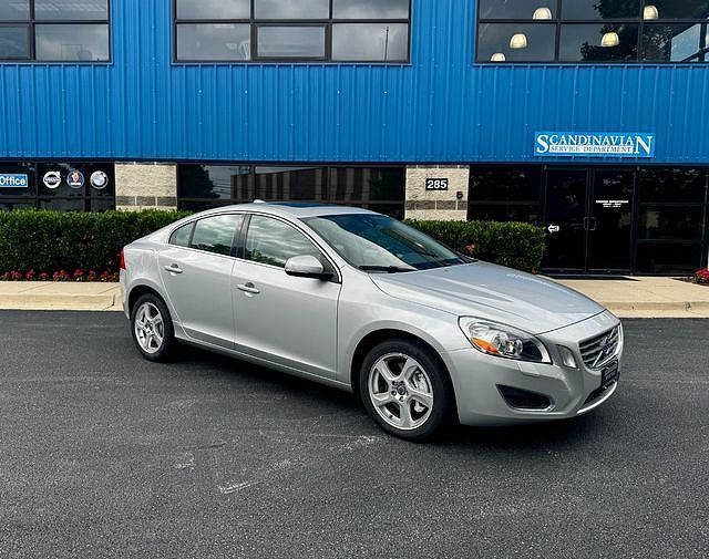 2012 VOLVO S60