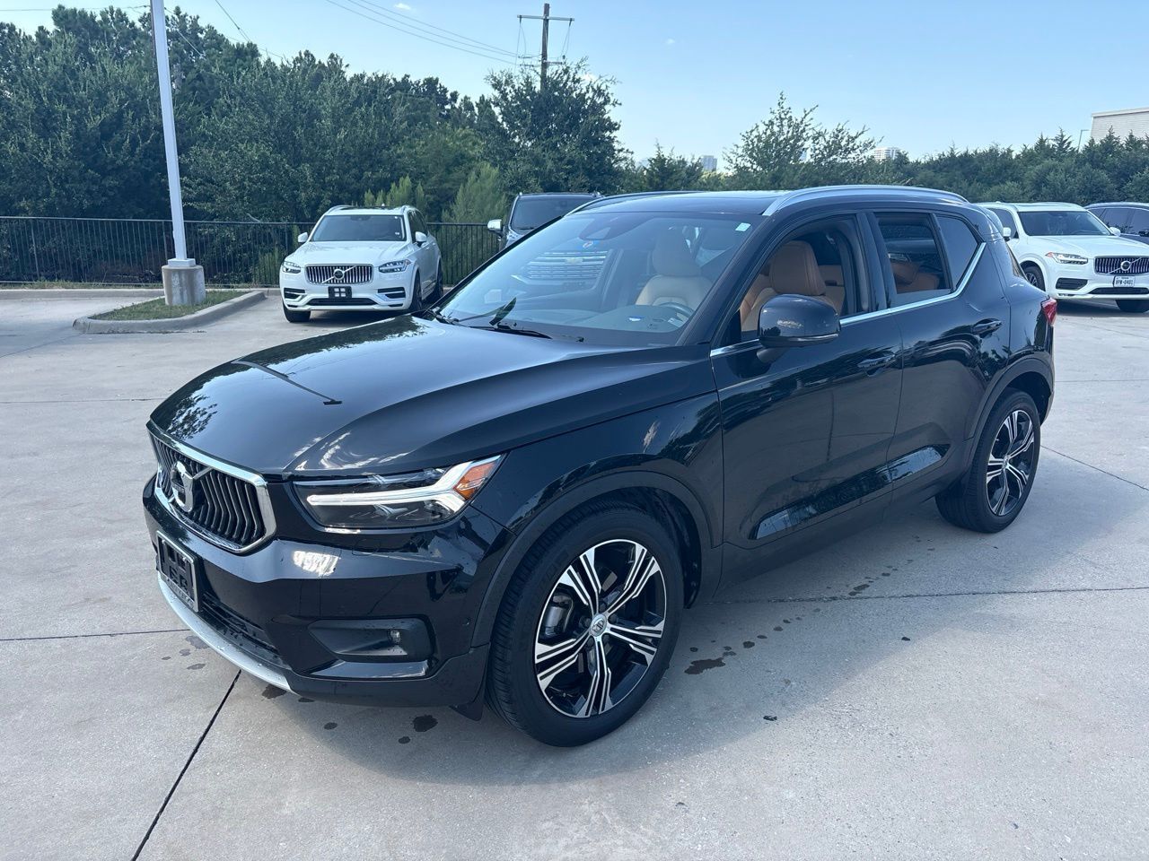 2020 VOLVO XC40